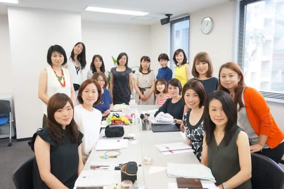 学びの一日 パーソナルメイク_f0249610_09534703.jpg
