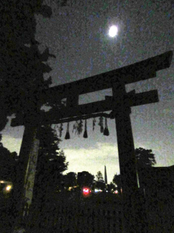 上賀茂神社夜間参拝_e0048413_23303662.jpg