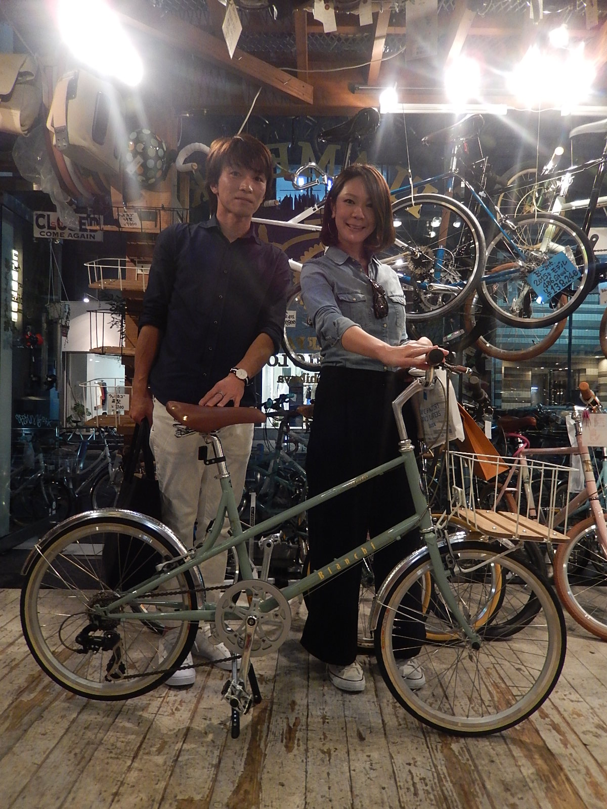 6月14日 渋谷 原宿 の自転車屋 FLAME bike前です_e0188759_1935279.jpg