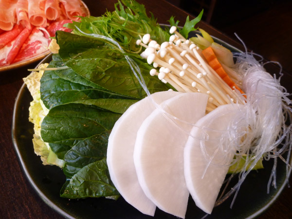 小尾羊・蒙古火鍋しゃぶしゃぶ 池袋店_c0152767_2057893.jpg