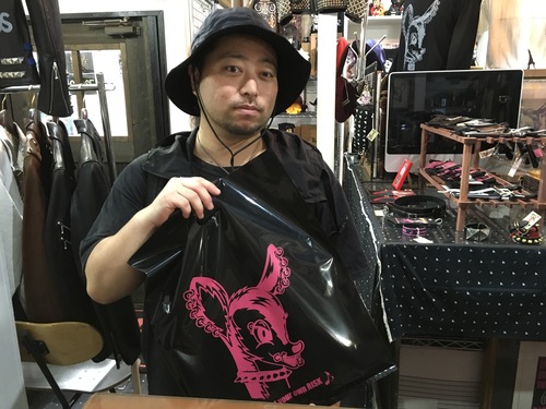 ご来店!_a0097901_1946459.jpg