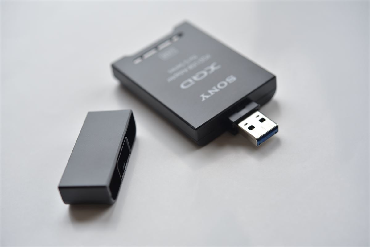 SONY MRW-E90 （XQDカードリーダー） : やぁやぁ。