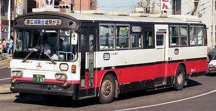 北海道拓殖バス 三菱ふそうK-MP118N? +呉羽_e0030537_23371941.jpg