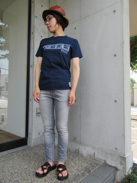 夏の大人の必須TEE★ FELCO PRINT TEE 。。。STYLE SAMPLE!♪!_d0152280_11113629.jpg