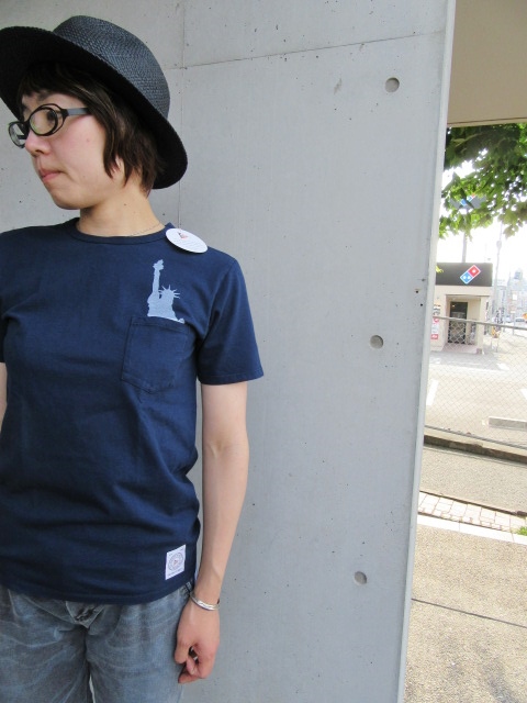 夏の大人の必須TEE★ FELCO PRINT TEE 。。。STYLE SAMPLE!♪!_d0152280_1154656.jpg