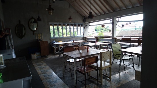 Little Flinders Cafe @ Jl. Pantai BatuBolong, Canggu (\'16年5月)_f0319208_672762.jpg