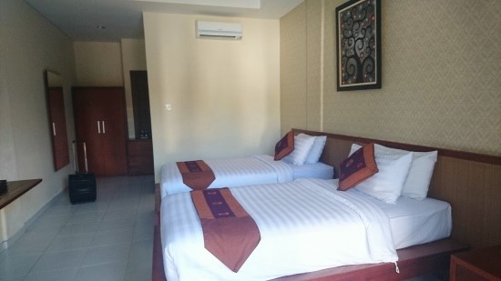 Uma Sri Hotel @ Jl. Bumbak, Kerobokan (\'16年5月)_f0319208_7514051.jpg