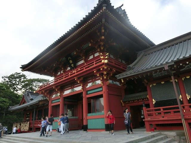 初めての鎌倉 鶴岡八幡宮の参道「若宮大路」とにぎわう「小町通り」_f0141310_765241.jpg