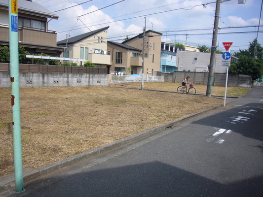 D幸住宅が転がすあの土地の現在。2016年6月（続報）_a0141884_208711.jpg