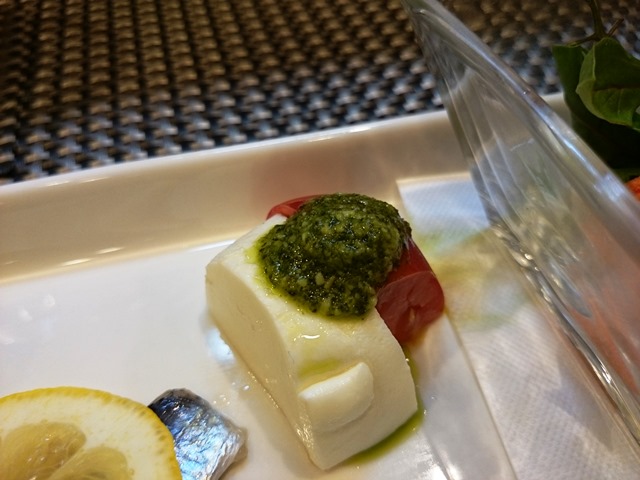 ルチる?_e0167593_1193471.jpg