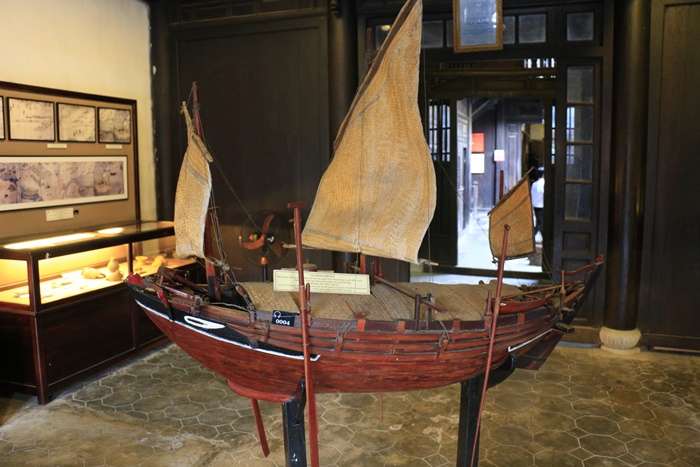 a0123003_03810.jpg