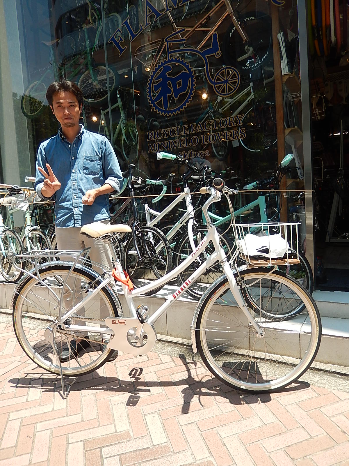 6月18日　渋谷　原宿　の自転車屋　FLAME bike前です_e0188759_1926038.jpg