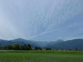 午前の空午後の雲_a0014840_21141456.jpg