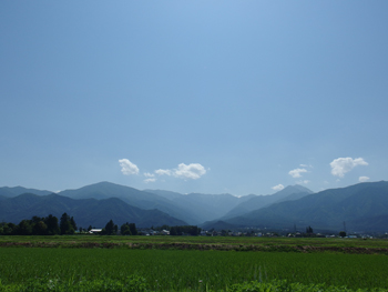 午前の空午後の雲_a0014840_21145561.jpg