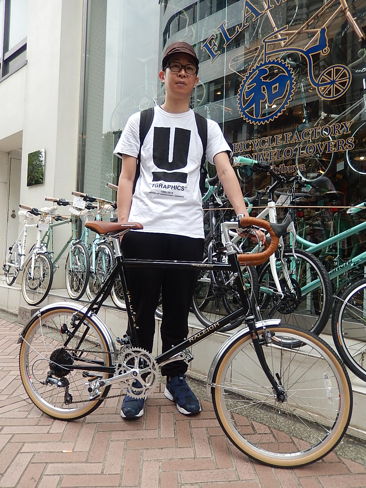 6月19日　渋谷　原宿　の自転車屋　FLAME bike前です_e0188759_16591171.jpg