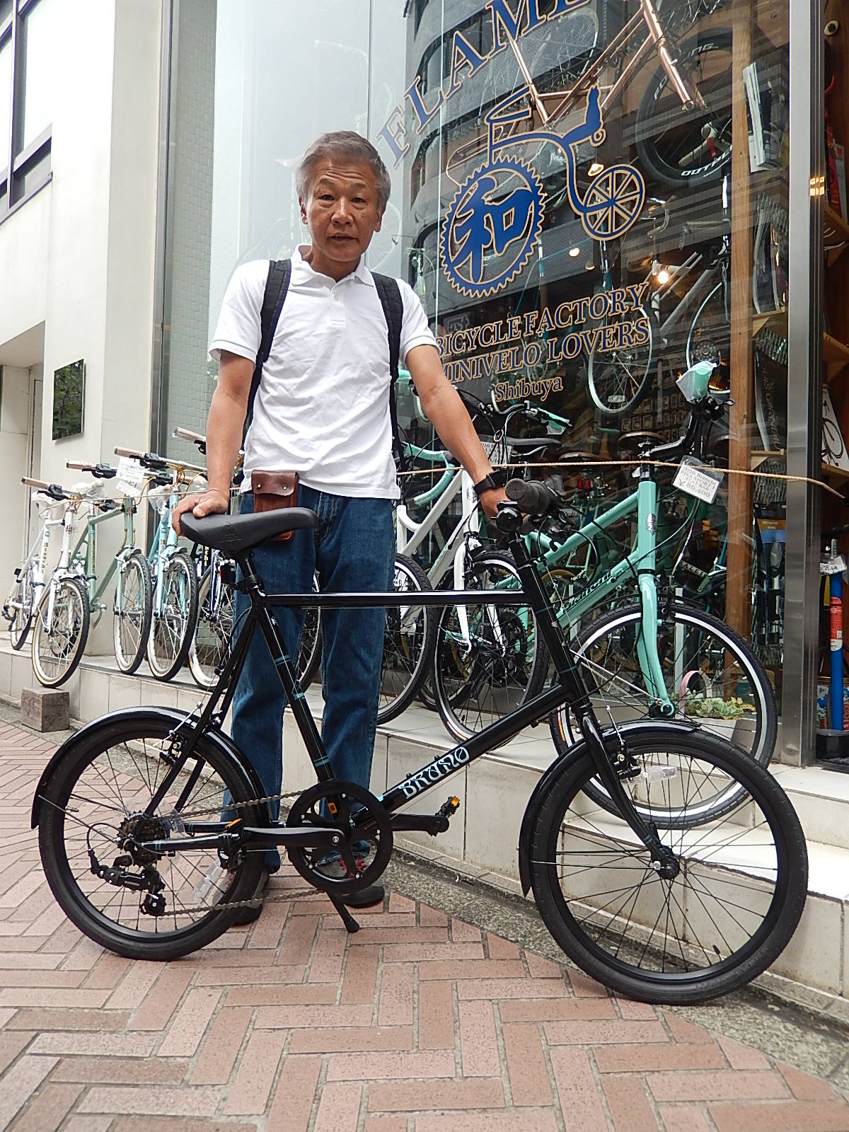 6月19日　渋谷　原宿　の自転車屋　FLAME bike前です_e0188759_1701596.jpg