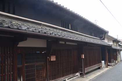 橿原市 八木町の街並み Yukoの花散歩