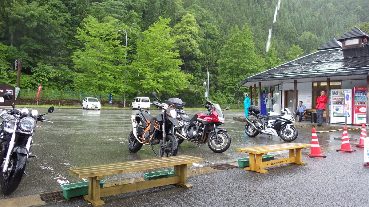 b0164002_23383812.jpg