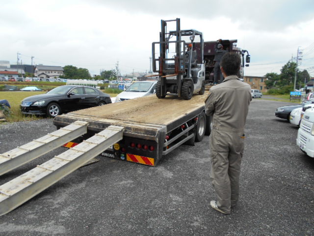 ★ご成約★初!フォークリフト販売☆ ドナドナ納車(´ω`。)_c0213517_11051687.jpg
