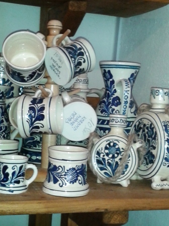 ルーマニアの小さな街から part4 ルーマニアの陶器 : 陶芸の領域