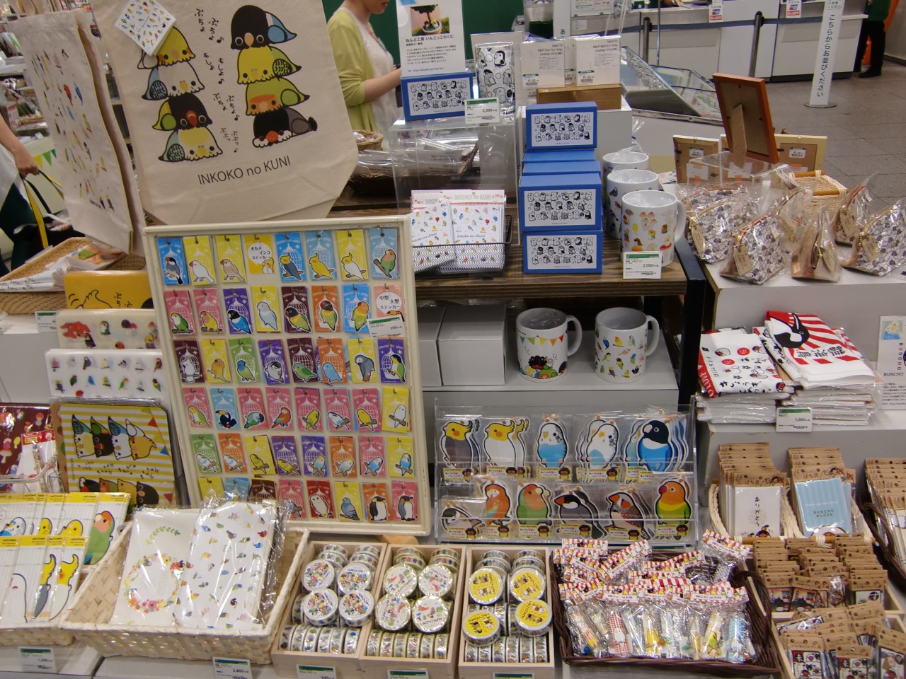 東急ハンズ三宮店 インコと鳥の雑貨展 2日目の様子_d0322493_0305582.jpg