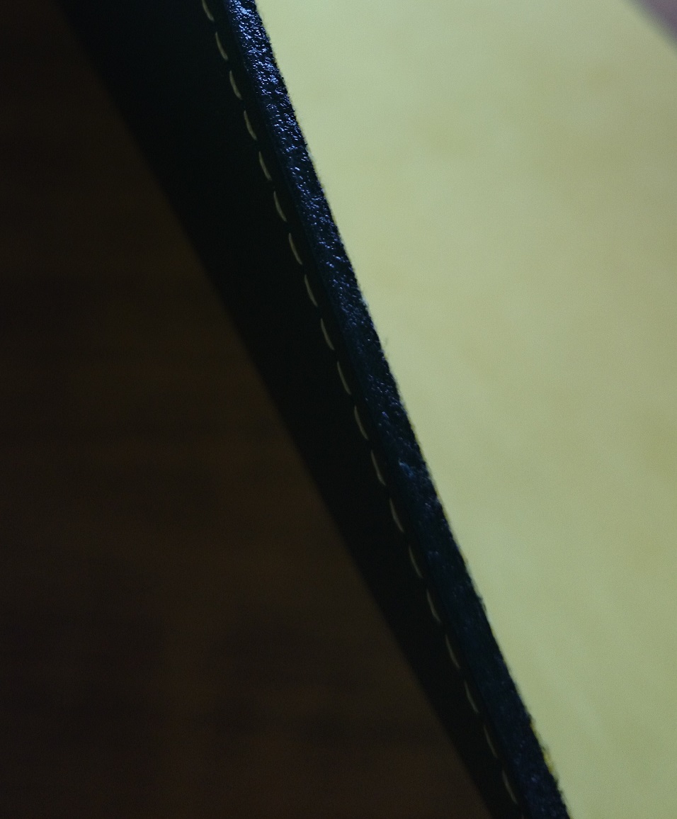 【続】AZUMAYA Leather Deskpadができるまで_c0223001_1930023.jpg
