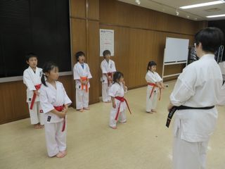 木曜空手 手稲教室_c0118332_2247229.jpg