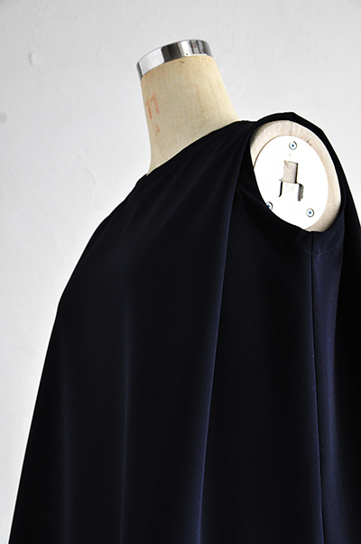 GRANDMA MAMA DAUGHTER Stretch Sleeveless Tuck Pullover (Navy)_d0120442_11385169.jpg