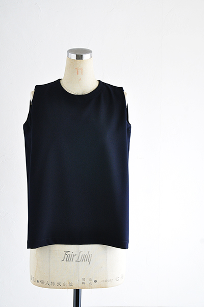 GRANDMA MAMA DAUGHTER Stretch Sleeveless Tuck Pullover (Navy)_d0120442_11394980.jpg