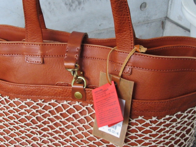 順番を替えまして ・・・ SLOW BONO LEATHER Fishing TOTE!★!_d0152280_15481338.jpg