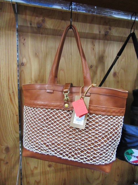 順番を替えまして ・・・ SLOW BONO LEATHER Fishing TOTE!★!_d0152280_15485039.jpg