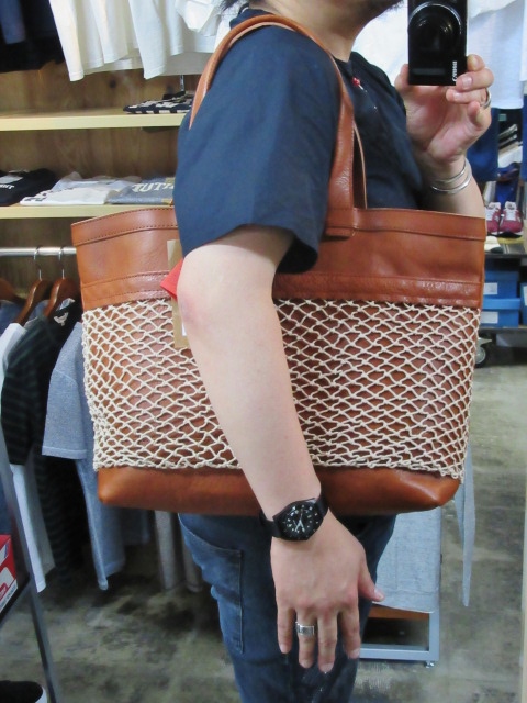 順番を替えまして ・・・ SLOW BONO LEATHER Fishing TOTE!★!_d0152280_16175738.jpg
