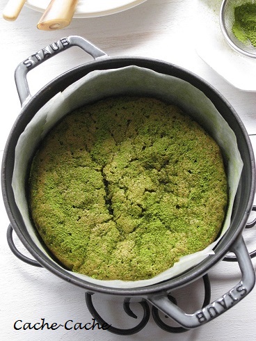 staubで 栗入り抹茶のガトー・ショコラ_d0319943_22552077.jpg
