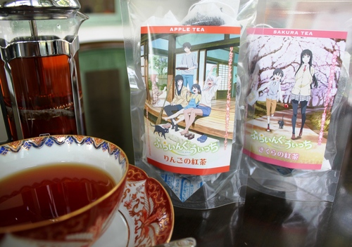 ふらいんぐうぃっち×コラボ りんごの紅茶&さくらの紅茶_d0131668_16474159.jpg