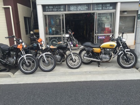ホンダvrx４００オイル漏れ修理 In Your Life イン ユア ライフ モーターサイクル バイク屋のブログ