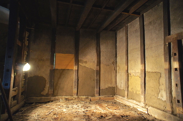 馬小屋だったらしい あまねの山女 馬小屋だったらしい あまねの山女