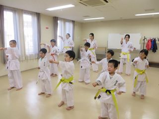 土曜日空手 宮の沢教室・八軒教室_c0118332_21462836.jpg