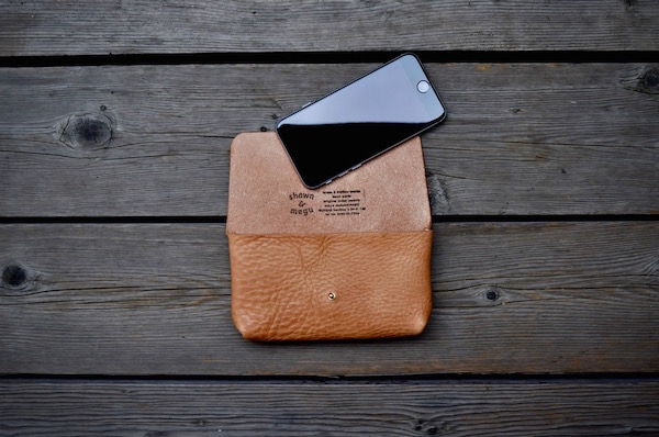 leather pouch_b0172633_2146379.jpg