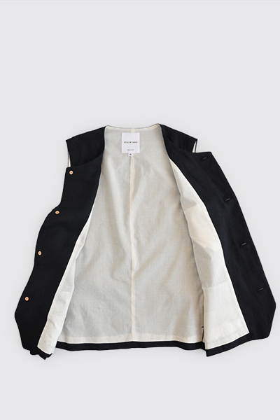 STILL BY HAND　Ramie Crew Neck Vest (Navy)_d0120442_13532058.png