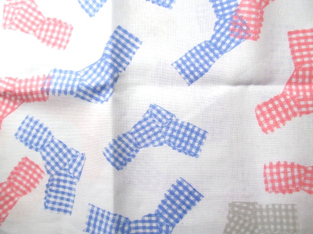 あり得ないモチーフにどきっ!色と構成で裏切るPOPCORN PRINT CLUB_f0129557_13292265.jpg