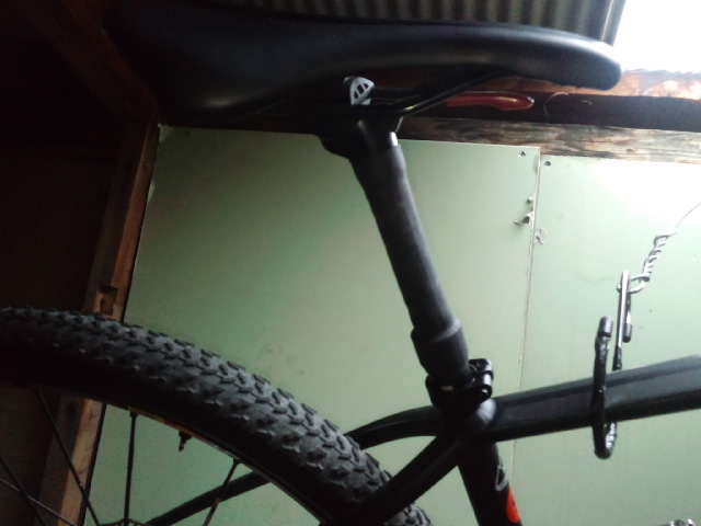 KSP-860 サスペンション付アジャスタブルシートポスト KSP-860 サスペンション付アジャスタブルシートポスト - 自転車