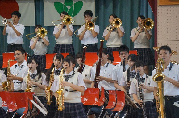 ２０１６親子ふれあい音楽会・岩田小学校にて・千寿の楽しい歴史_a0137997_14373271.jpg