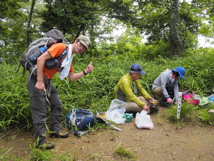 岳山山頂で、トルティーヤ_c0116915_0132937.jpg