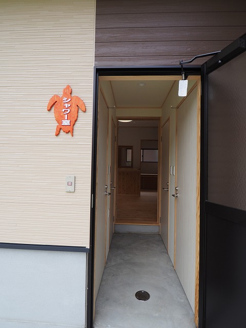 はざこネイチャーセンター管理宿泊棟が完成♪_d0177220_13424883.jpg
