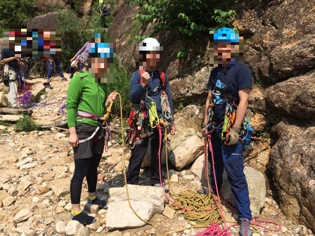 2016年度 初級登山学校 実技「岩登り」_d0247927_1833586.jpg