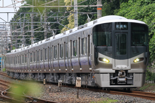 4+4の225系5100番台試運転を撮る : 鉄道撮影メモ用