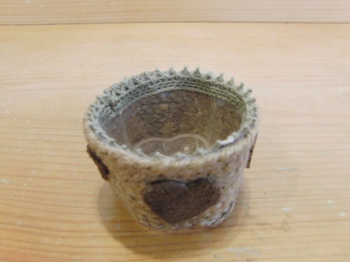 ペットボトル細工 ~ 麻紐のペンケース ~_e0222340_15272741.jpg