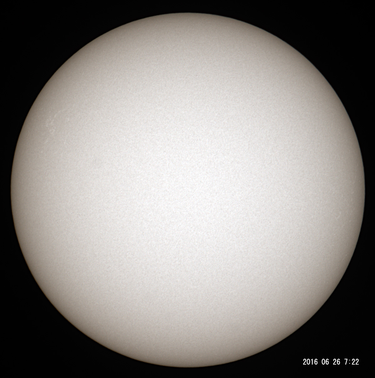 6月26日の太陽 巨大プロミネンス出現!_e0174091_14270546.jpg