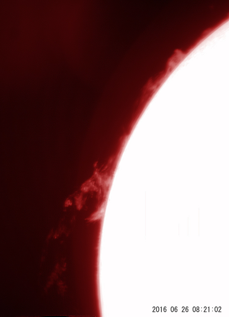 6月26日の太陽　巨大プロミネンス出現!_e0174091_14274941.jpg
