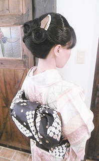 初夏の着付けとヘアー&メイク_a0123703_19373201.jpg